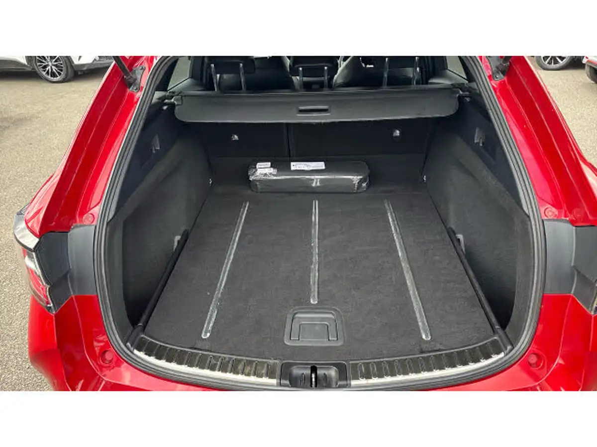 2019-toyota-corolla-18-vvt-i-excel-trk-touring-sports-big-13