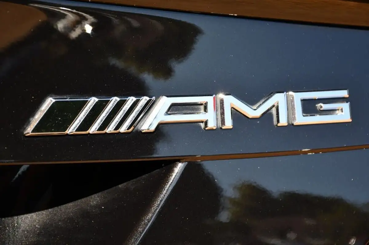 2012-mercedes-benz-slk-55-slk55-amg-big-11