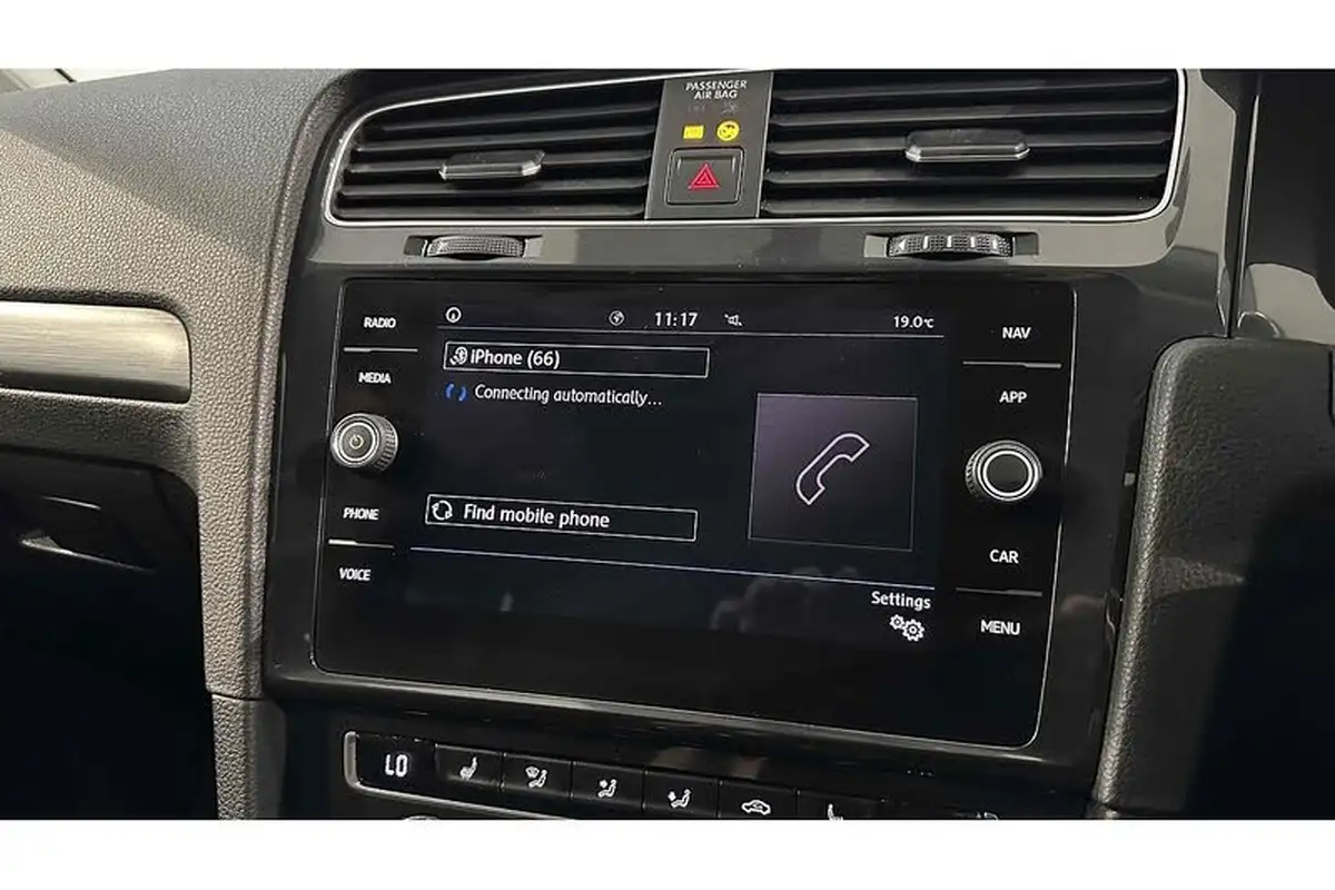 2019-volkswagen-golf-10-tsi-match-edition-hatchback-big-40