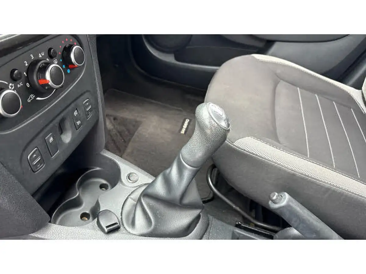 2018-dacia-sandero-stepway-15dci-laureate-big-12