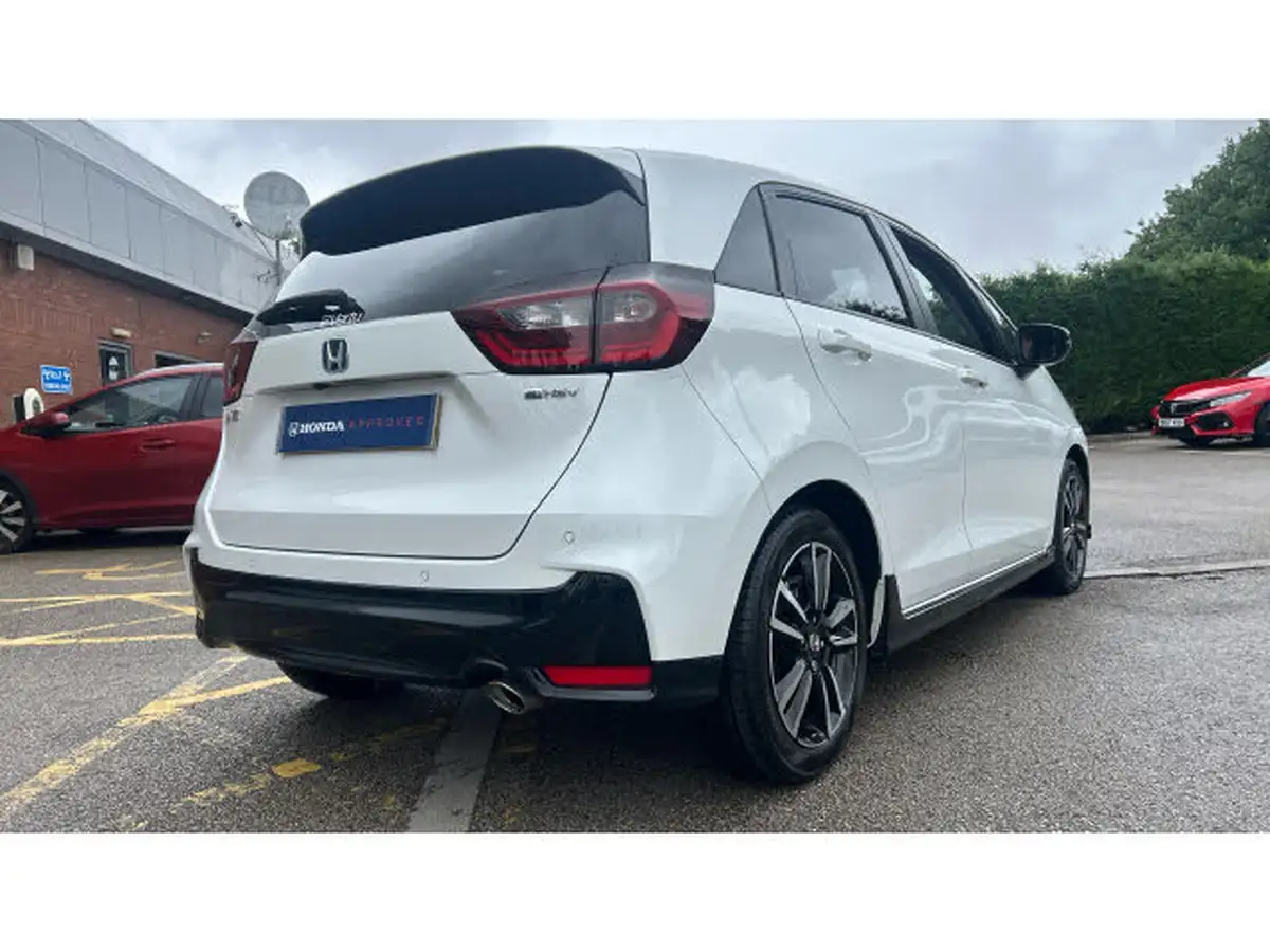 2023-honda-jazz-15-i-mmd-advance-sport-big-35
