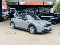 2022 MINI Cooper 1.5 Cooper Classic Hatchback 5d Auto
