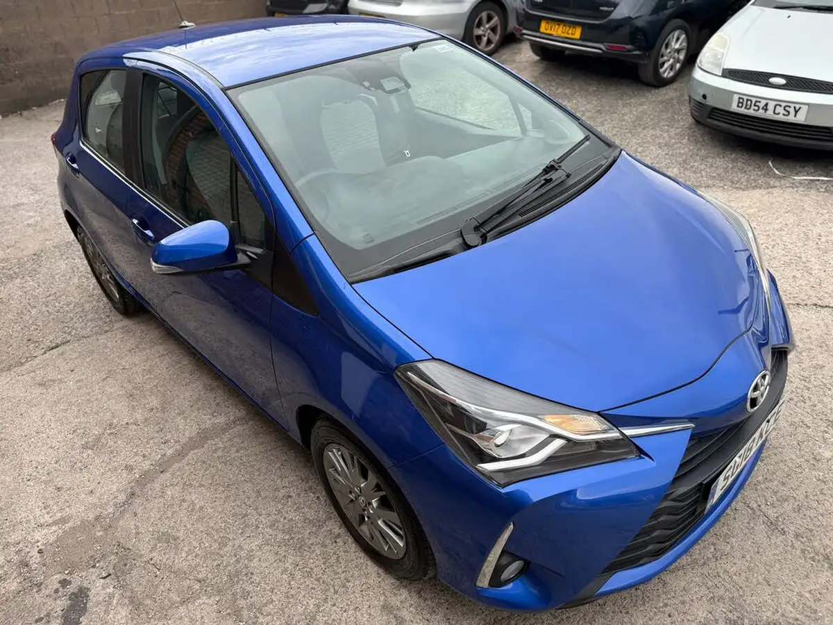2018-toyota-yaris-15-vvt-i-icon-navi-big-55