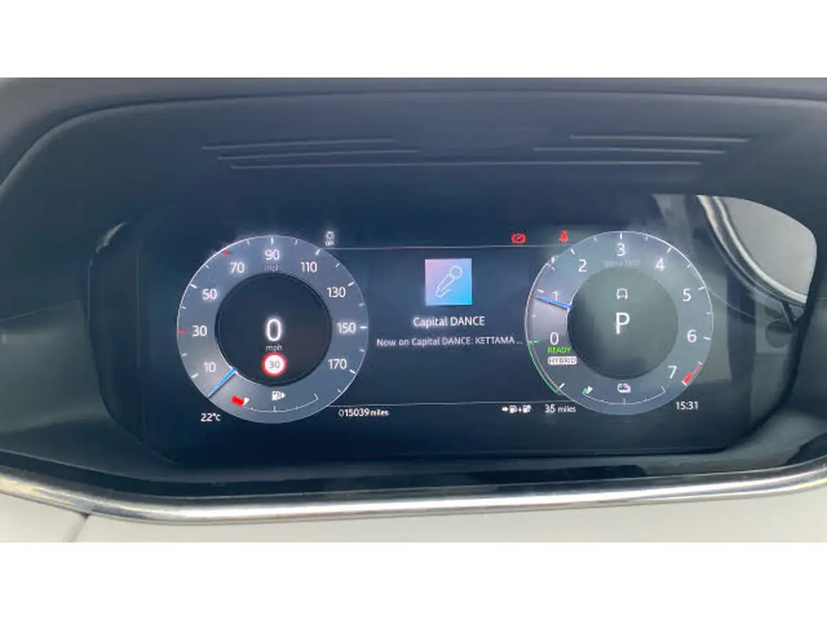 2022-land-rover-range-rover-evoque-15-p300e-autobiography-big-15