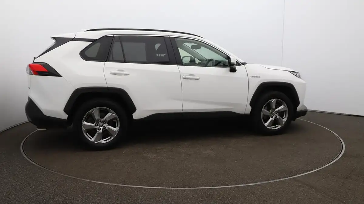 2021-toyota-rav4-25-vvt-i-design-215bhp-big-41