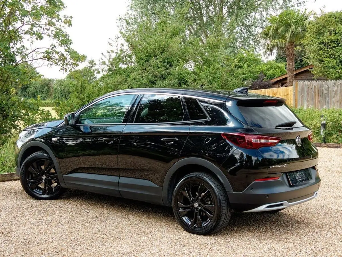 2021-vauxhall-grandland-x-12-sri-nav-auto-big-10