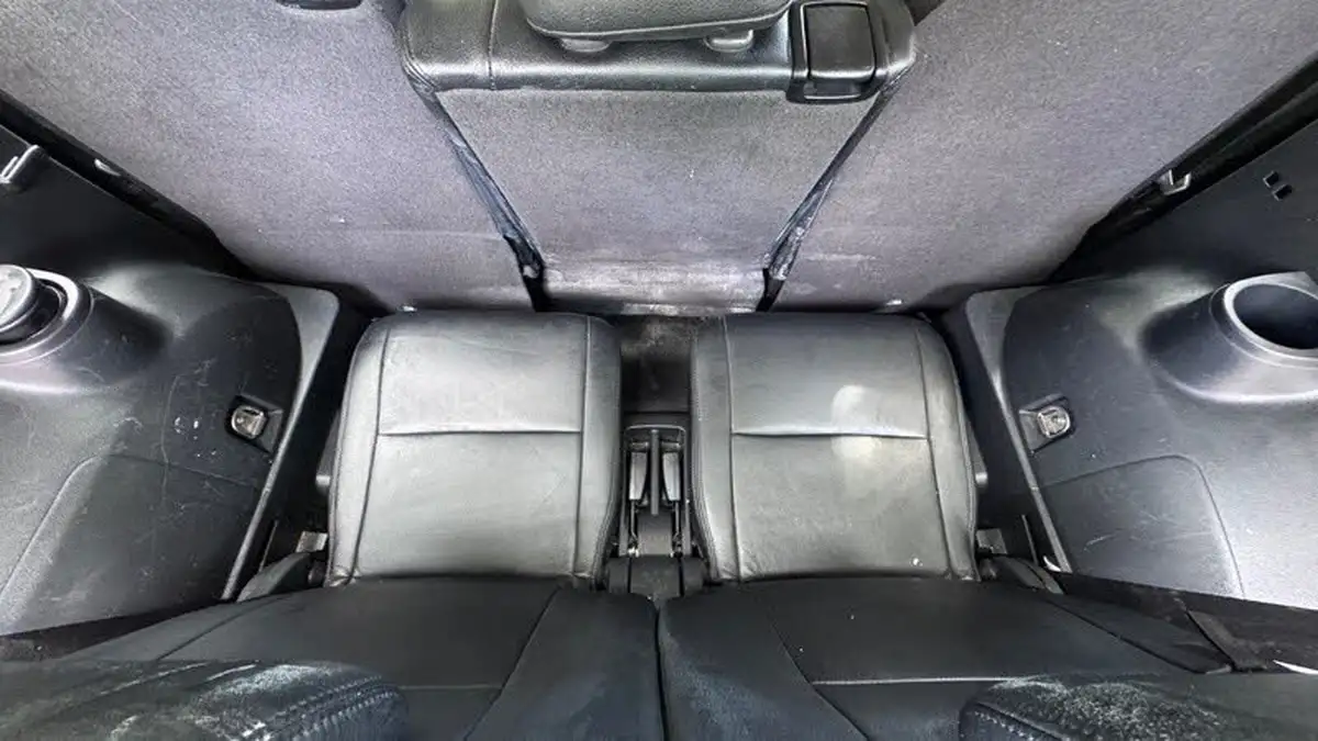 2012-toyota-verso-22td-tr-big-24