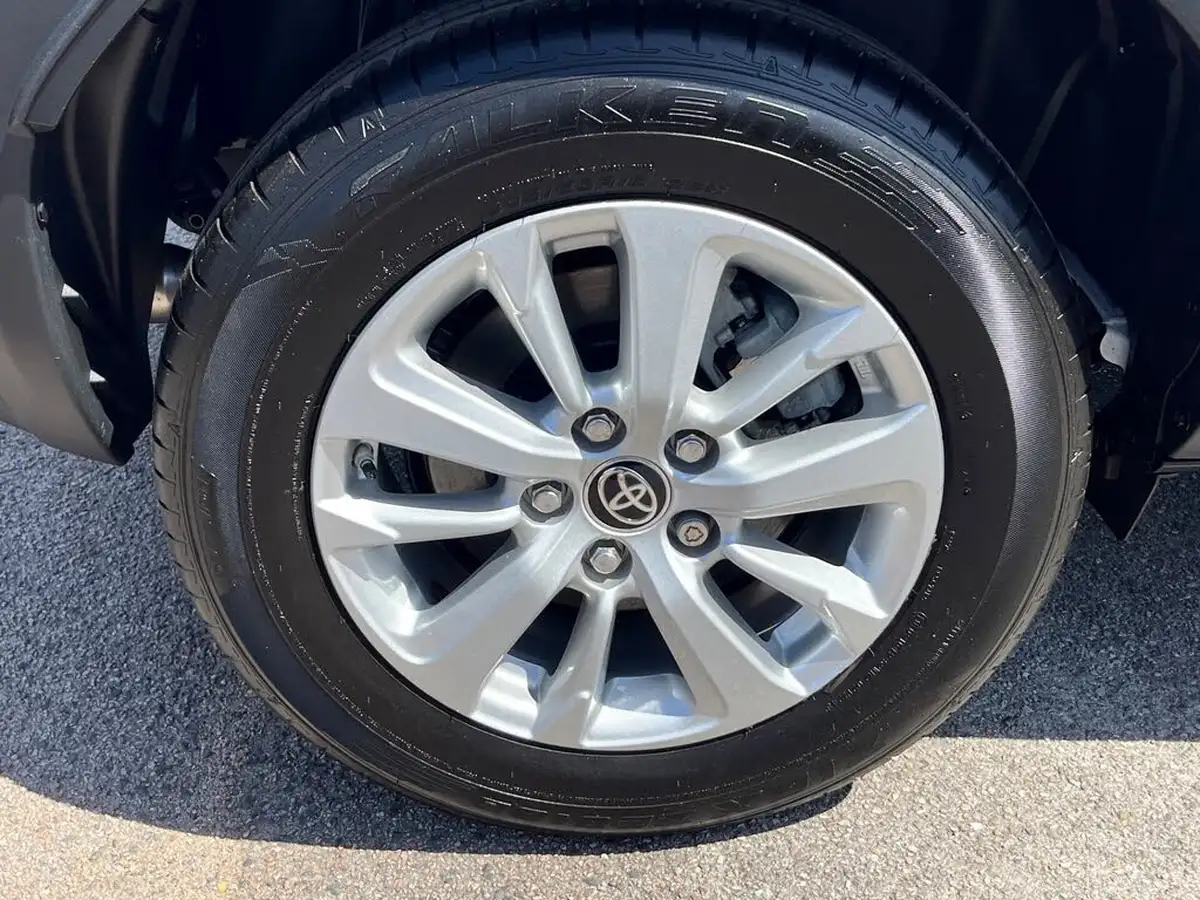 2024-toyota-yaris-cross-15-vvt-i-icon-big-14