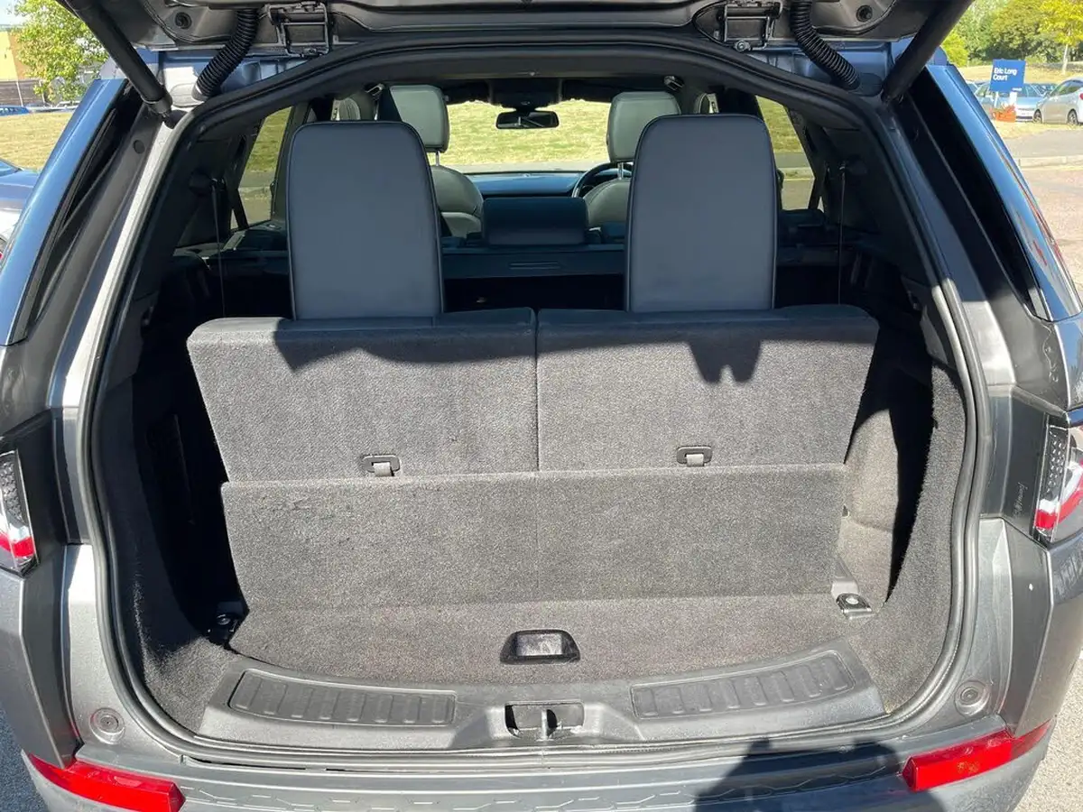 2019-land-rover-discovery-sport-20td4-landmark-big-60