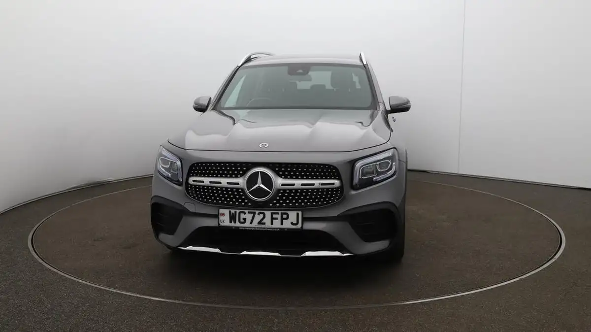 2021-mercedes-benz-glb-class-13-glb200-amg-line-8g-tronic-big-40
