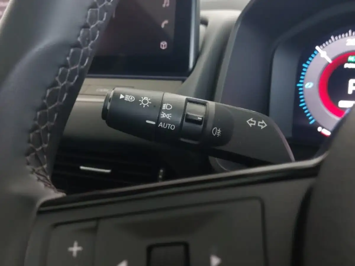 2024-nissan-qashqai-15-n-connecta-big-15