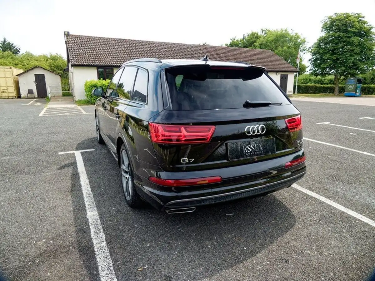 2018-audi-q7-30-50-tdi-black-edition-big-19