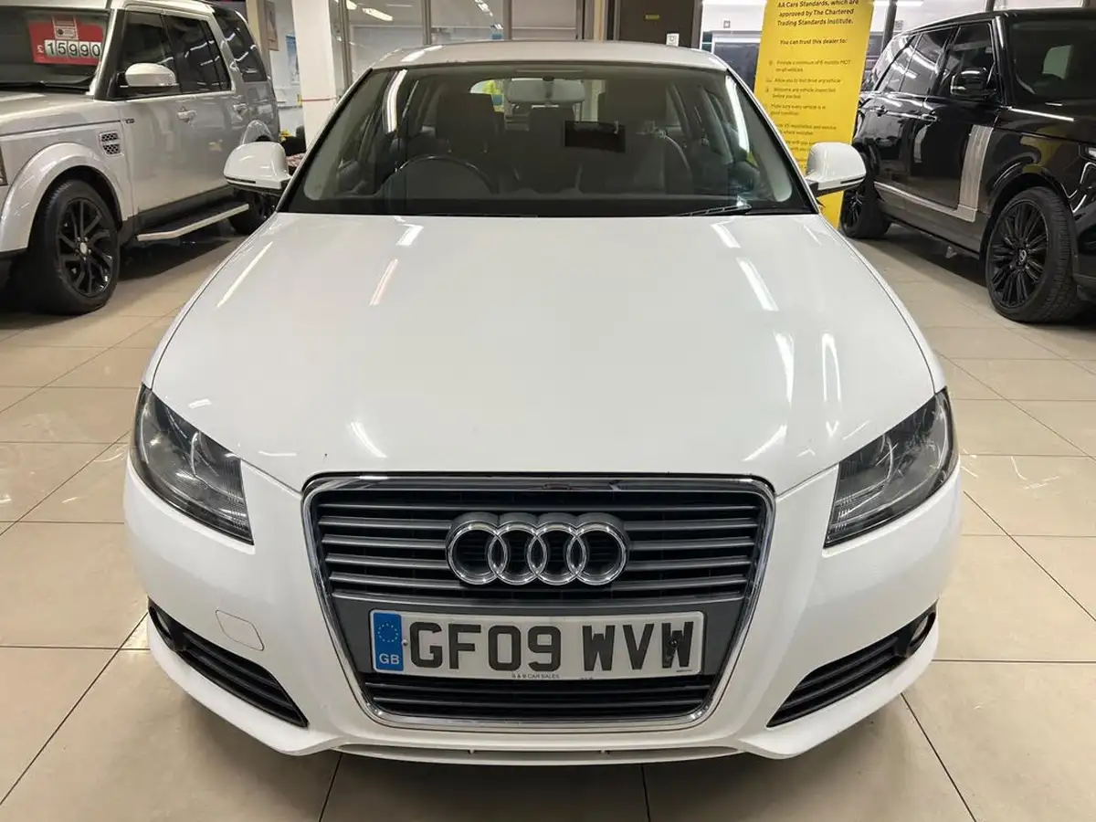 2009-audi-a3-16-se-sportback-5d-big-2