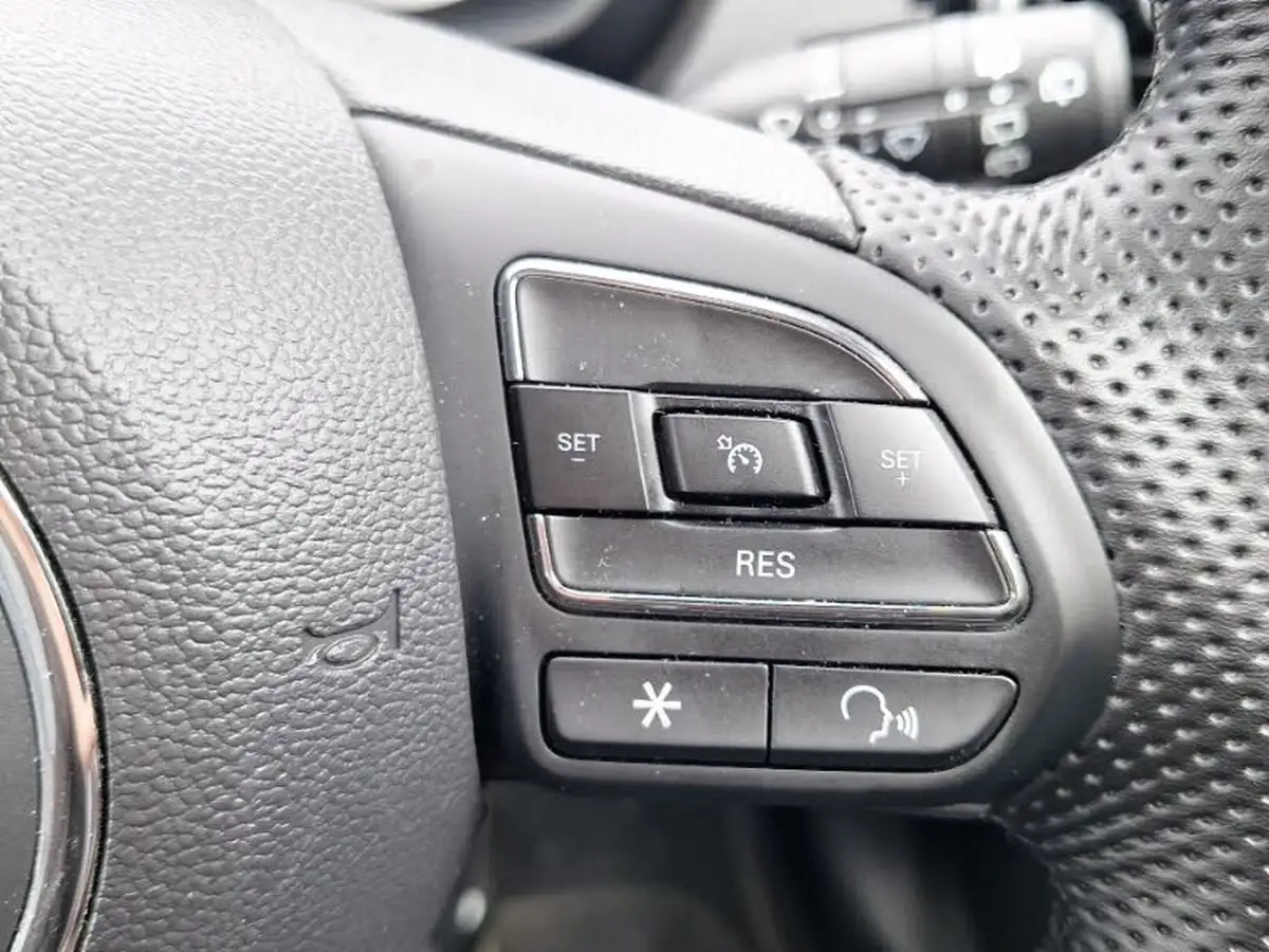 2024-mg-mg3-15-vti-tech-exclusive-nav-big-14
