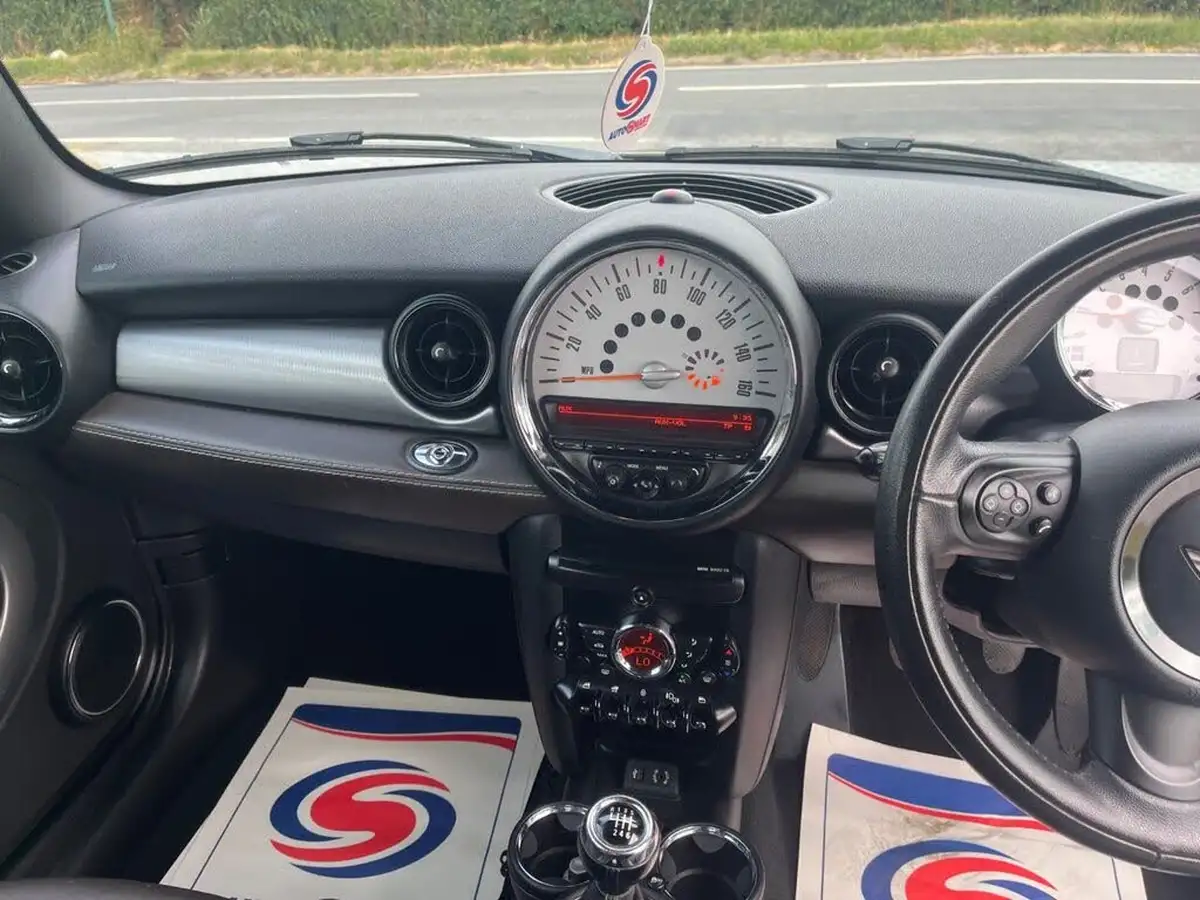 2012-mini-cooper-16-cooper-highgate-big-8