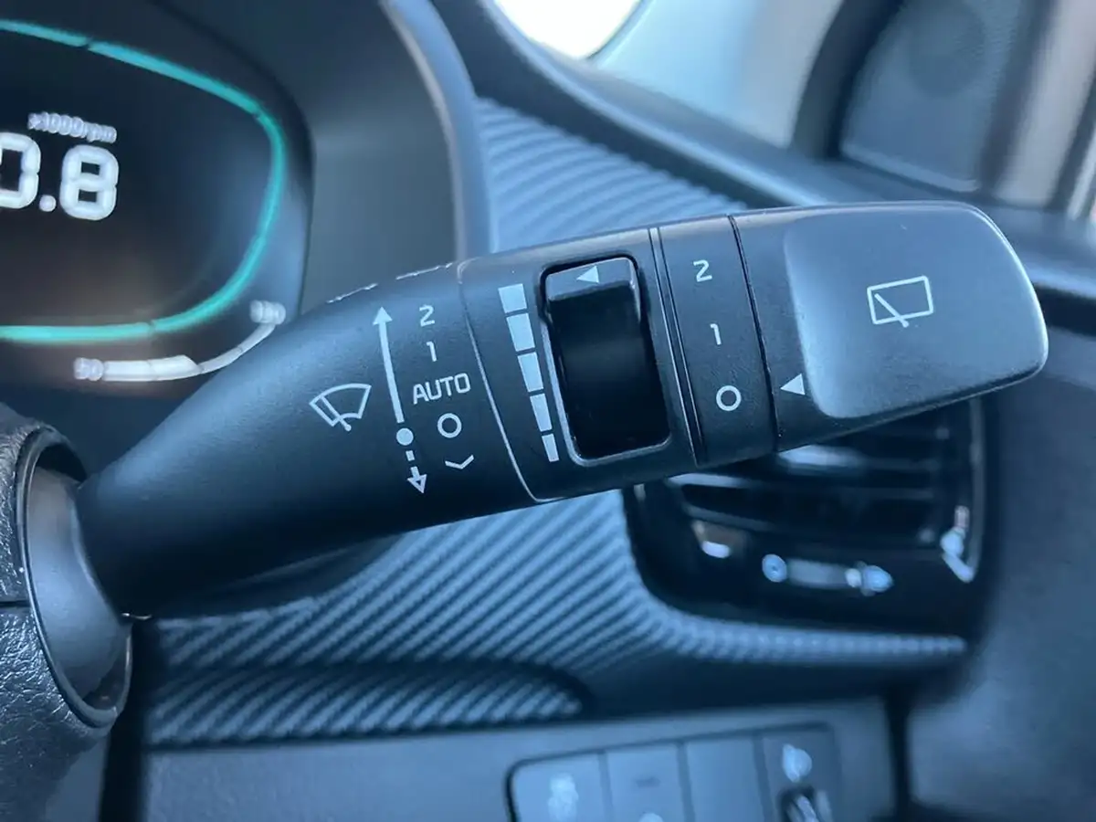 2024-kia-stonic-10-t-gdi-gt-line-s-98bhp-dct-big-37