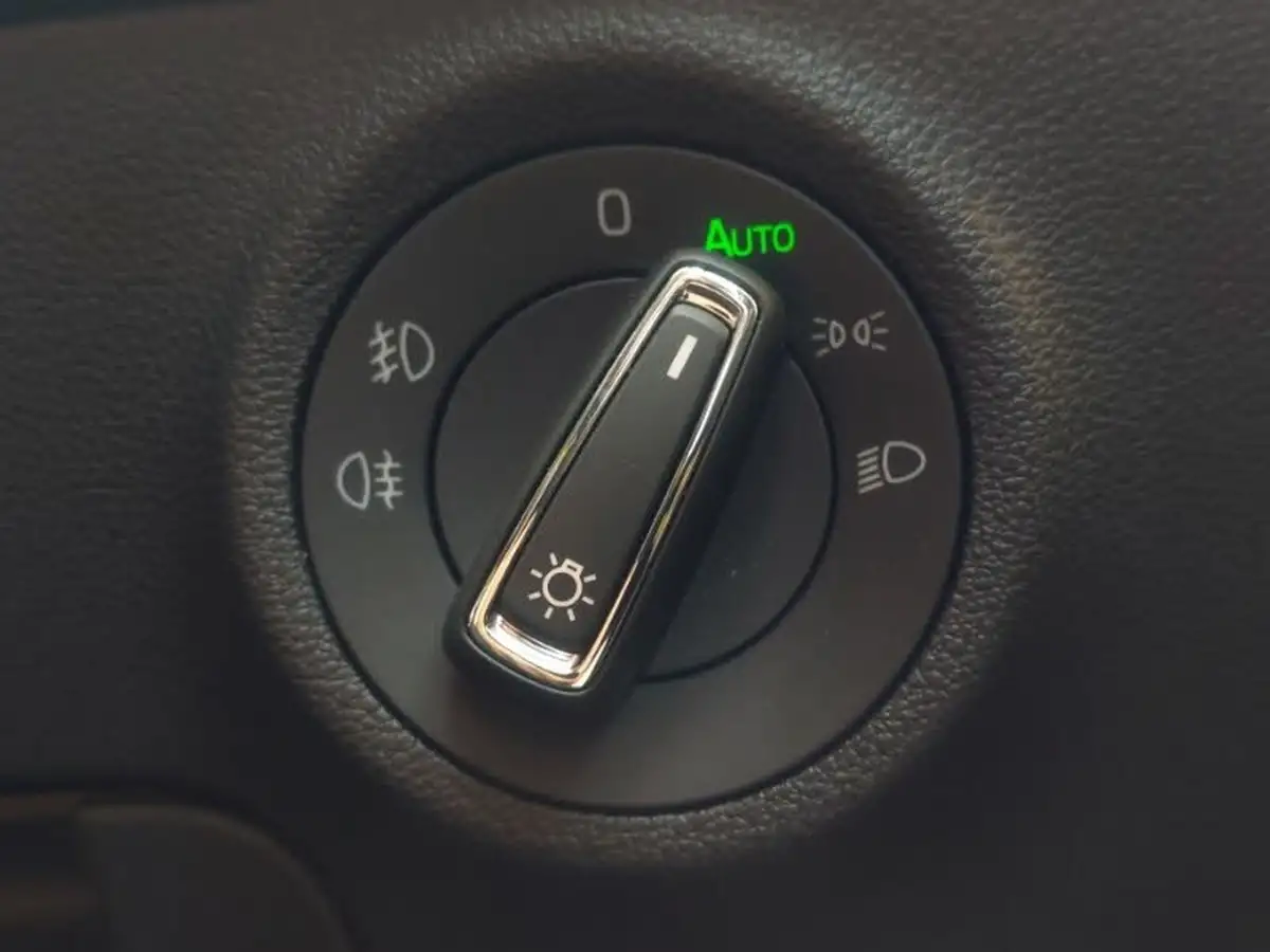 2024-skoda-karoq-15-tsi-se-l-dsg-big-12