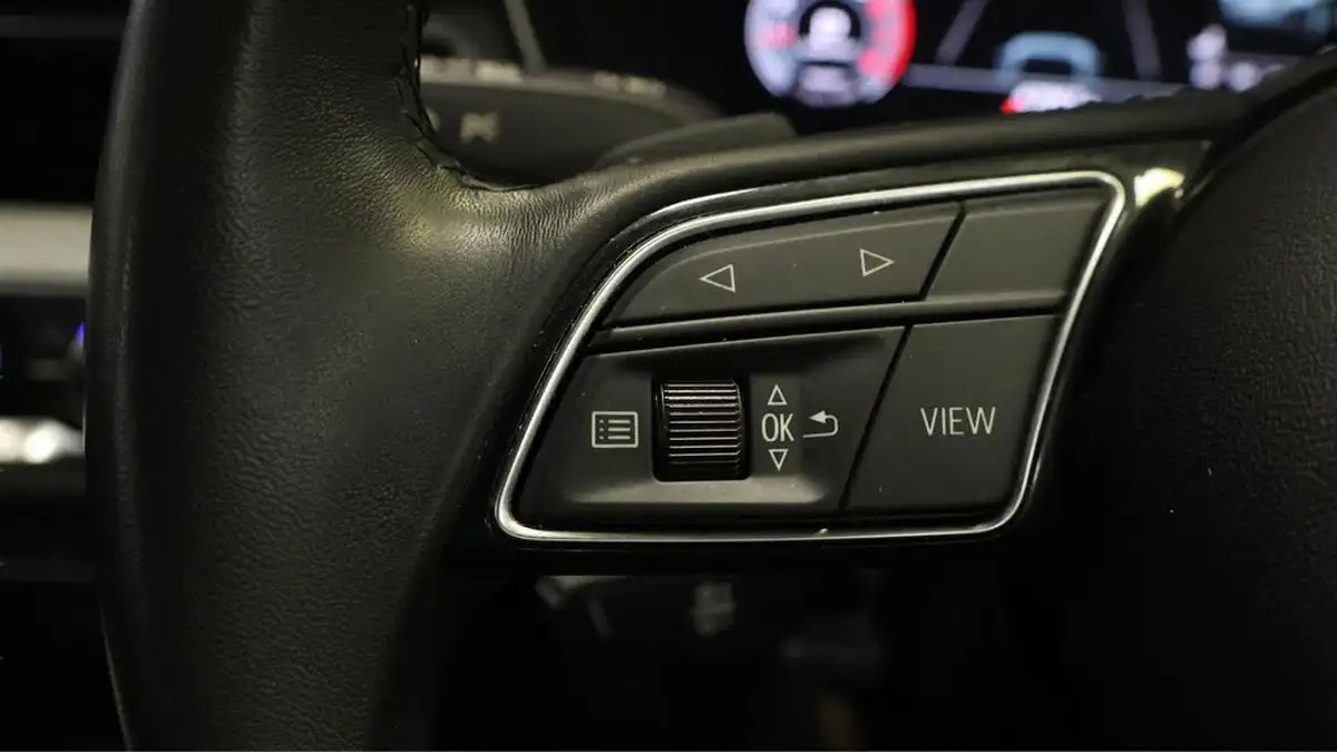 2022-audi-a4-avant-20-35-tfsi-technik-s-tronic-big-40