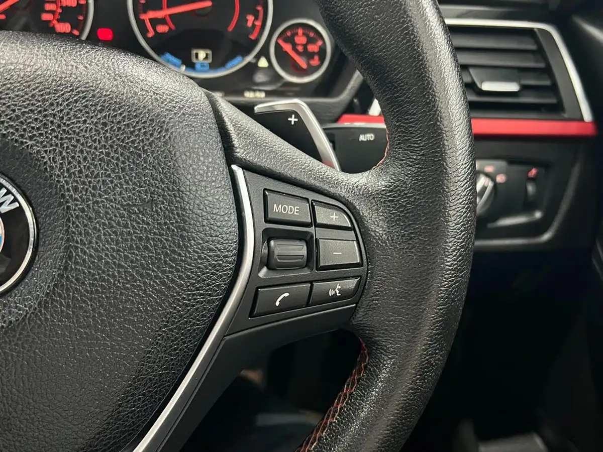 2017-bmw-3-series-20-330e-sport-big-54