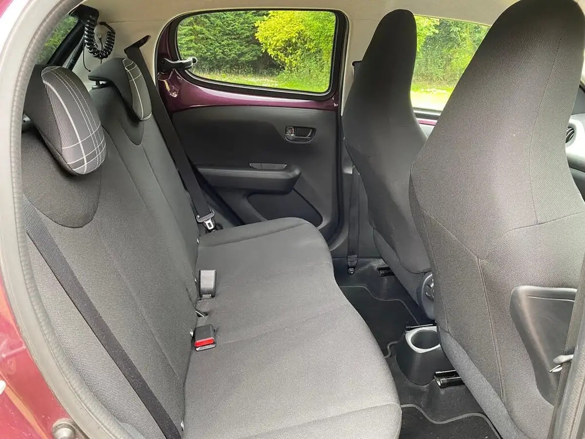 2018-peugeot-108-12-puretech-allure-hatchback-5d-big-10