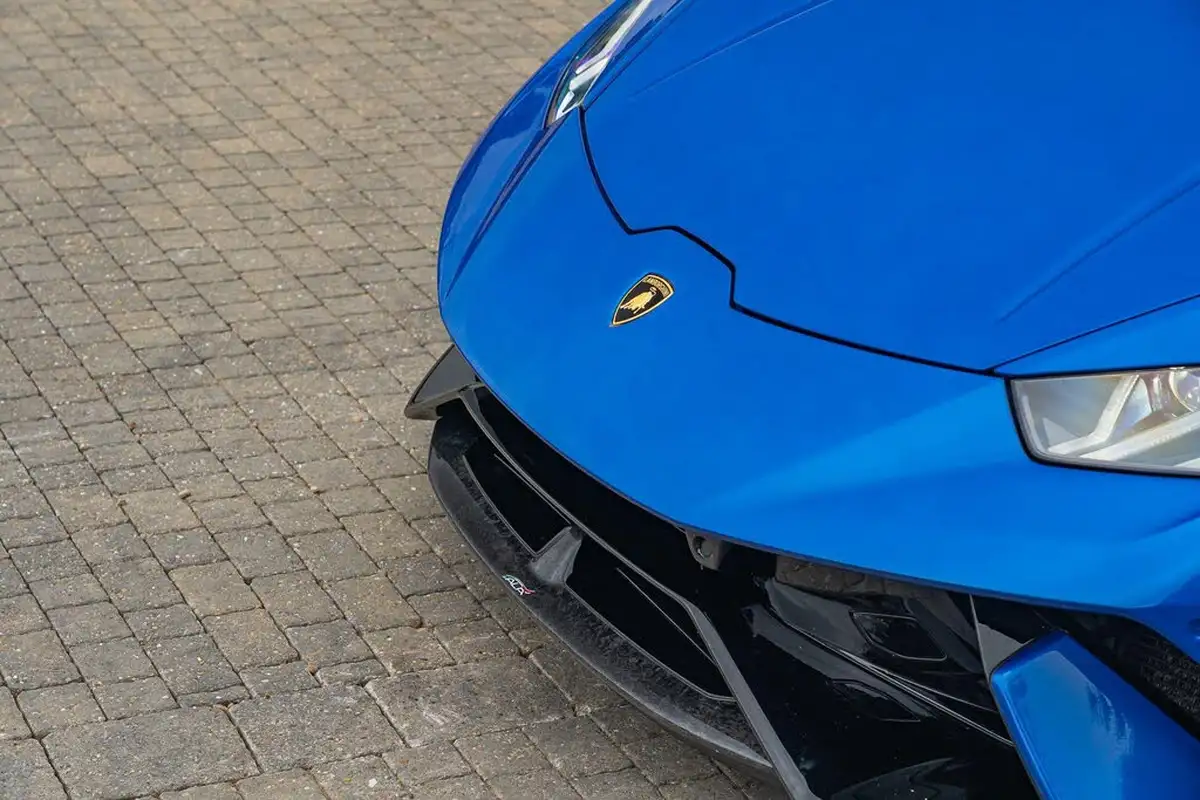 2018-lamborghini-huracan-52-performante-coupe-big-7