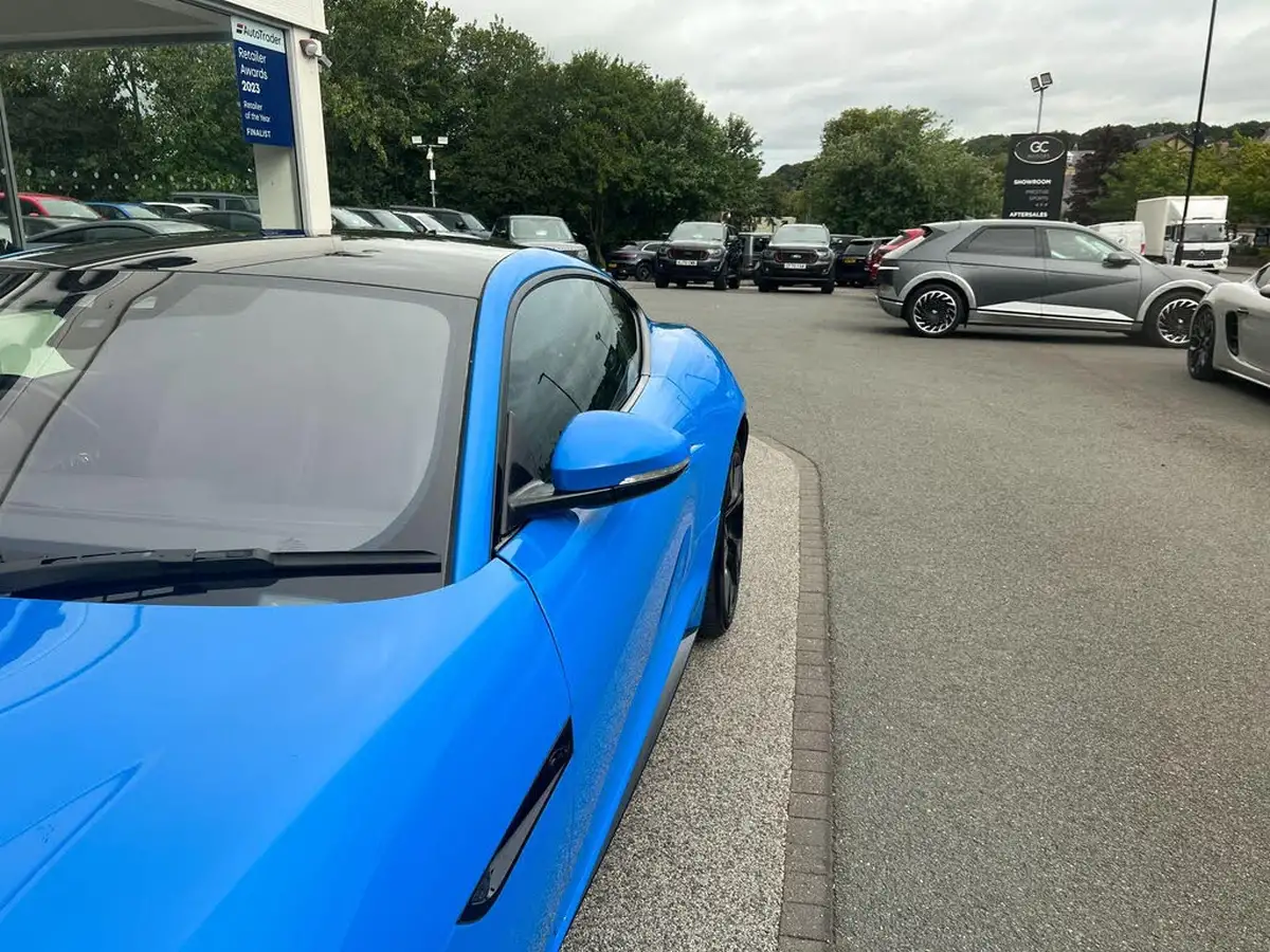2021-jaguar-f-type-50-v8-sc-reims-edition-big-65