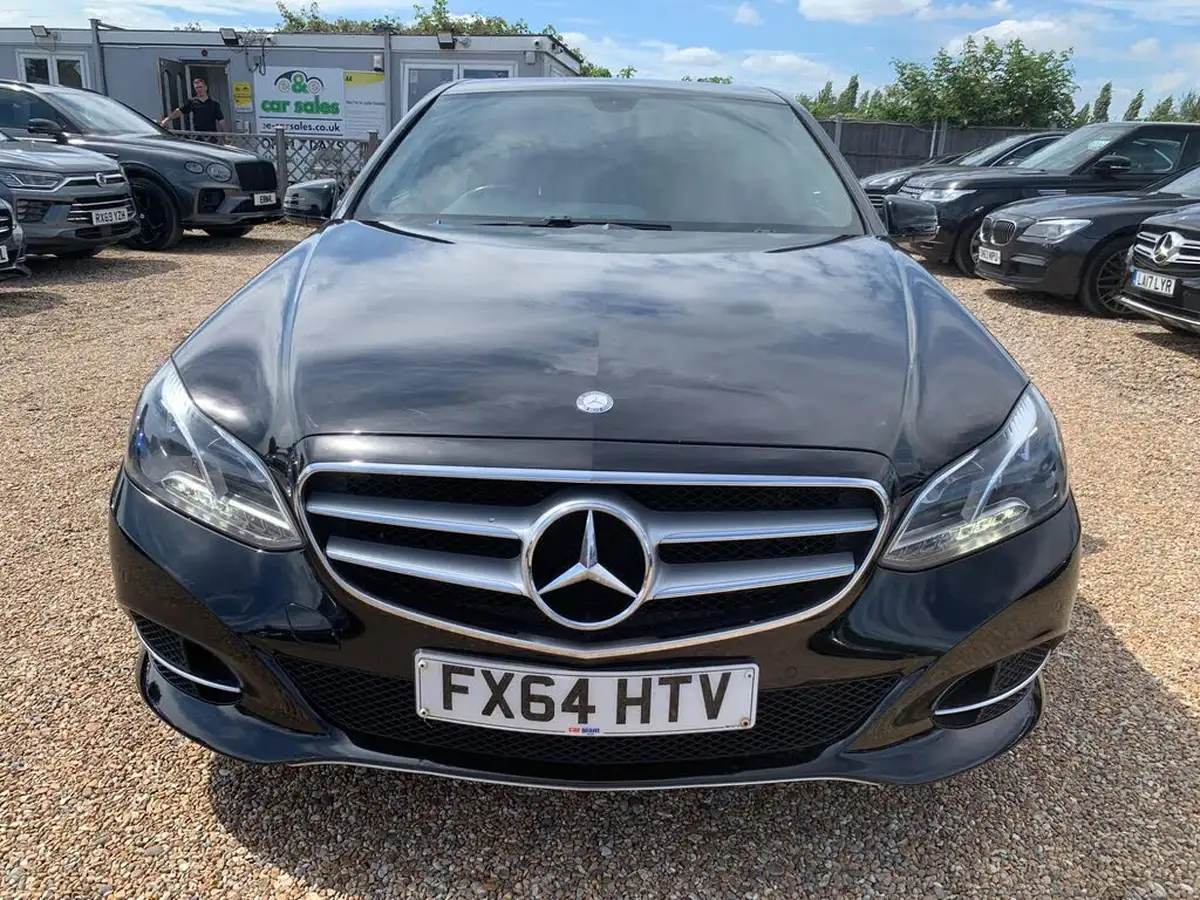 2014-mercedes-benz-e-class-21td-e300-se-saloon-4d-big-1