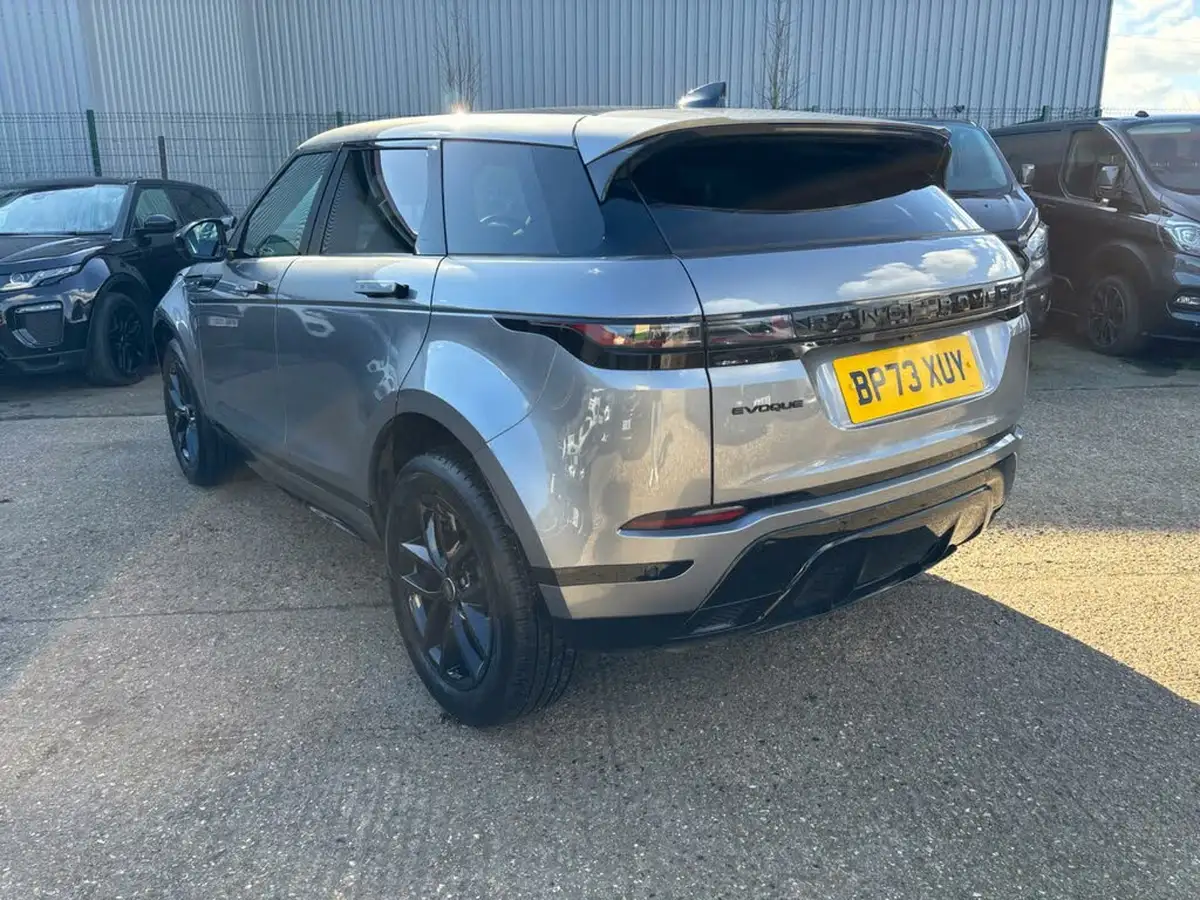 2024-land-rover-range-rover-evoque-20-d200-dynamic-se-big-2