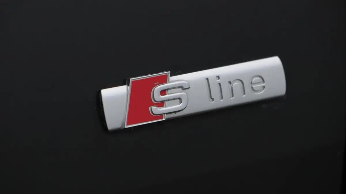 2024-audi-q4-e-tron-45e-s-line-station-wagon-auto-big-20