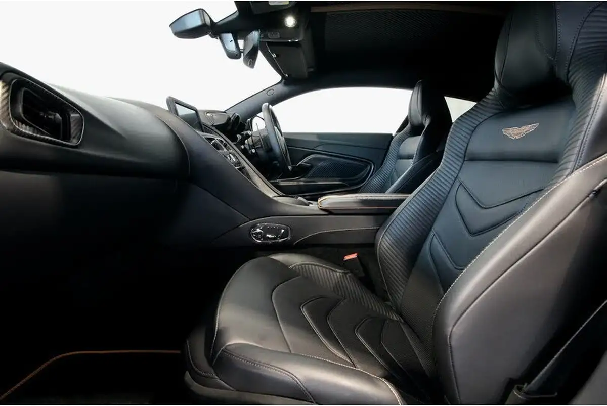 2023-aston-martin-dbs-big-11