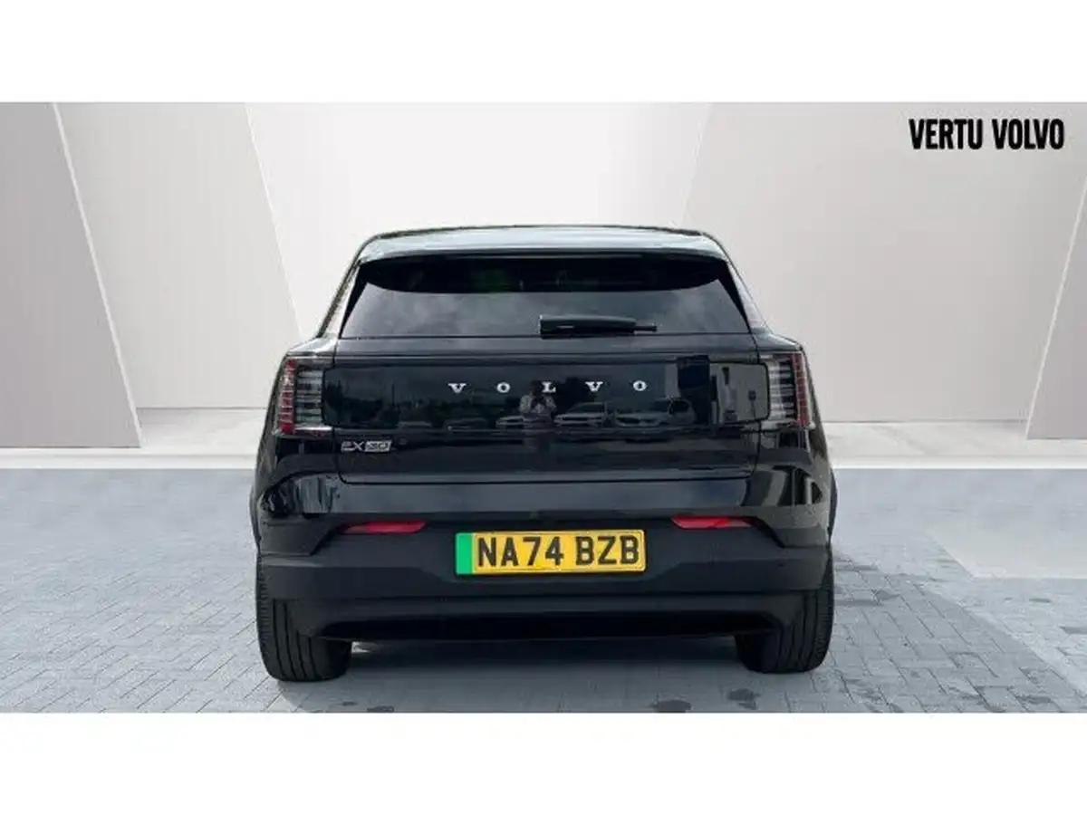 2024-volvo-ex30-e-twin-ultra-big-12