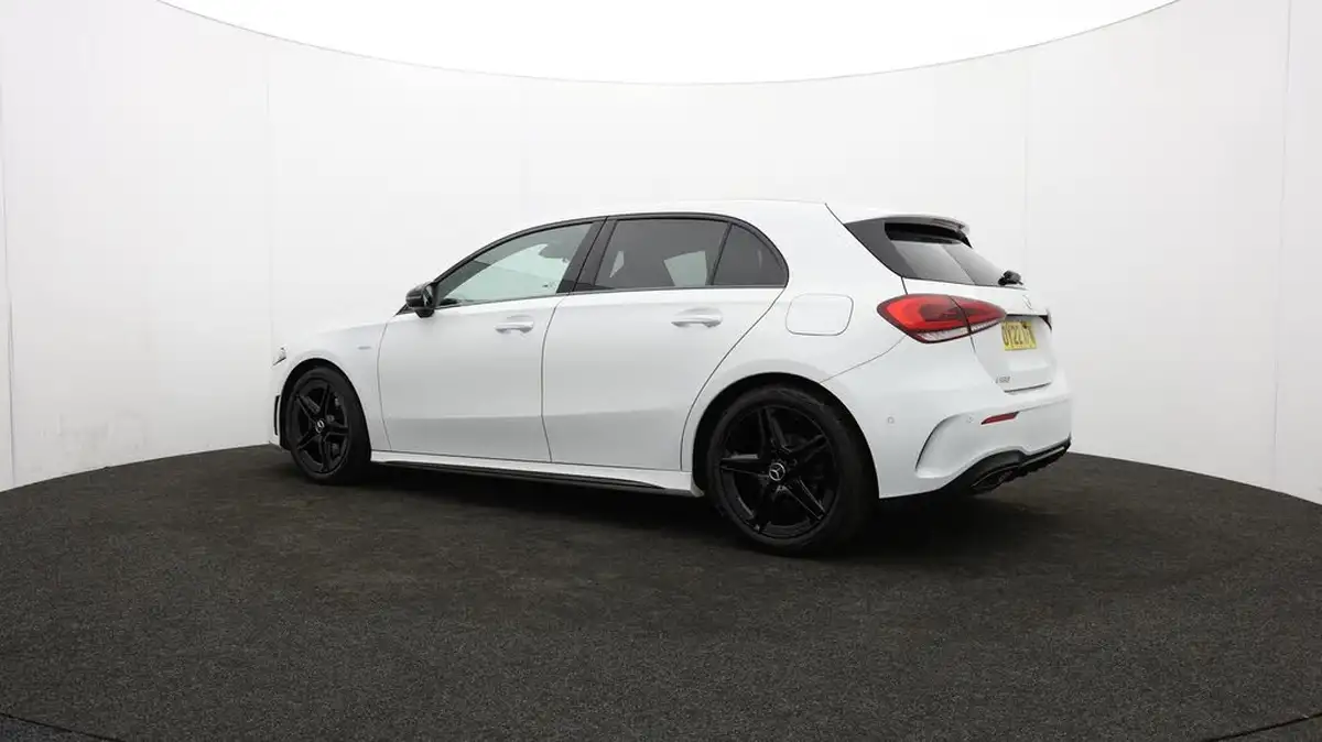 2022-mercedes-benz-a-class-13-a180-amg-line-executive-edition-hatchback-5d-7g-dct-big-69