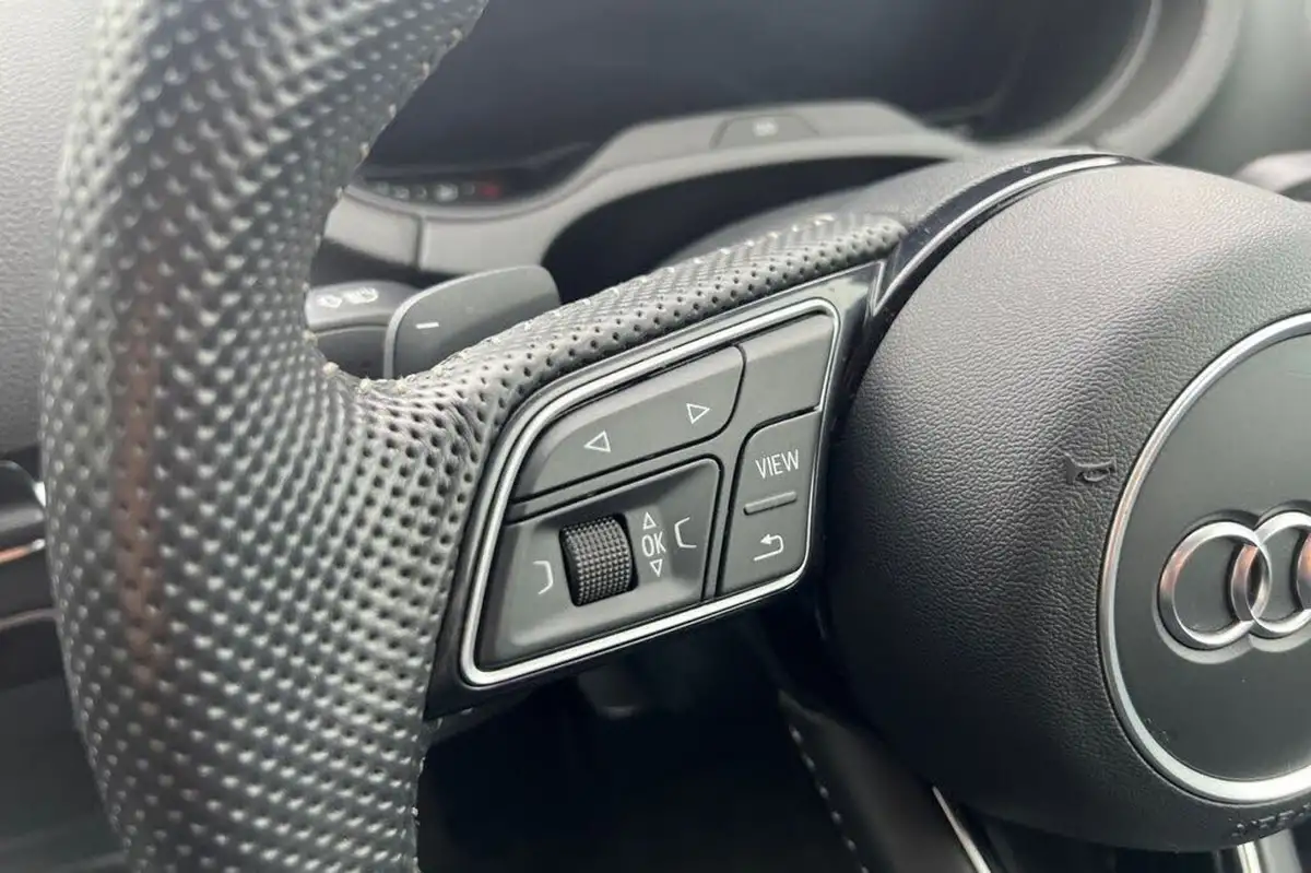 2019-audi-a3-15-35-tfsi-black-edition-sportback-5d-s-tronic-big-46