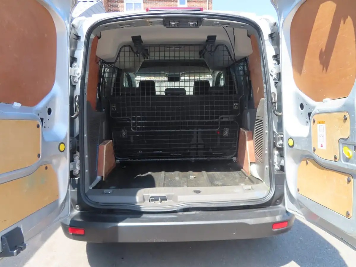 2020-ford-transit-connect-big-55