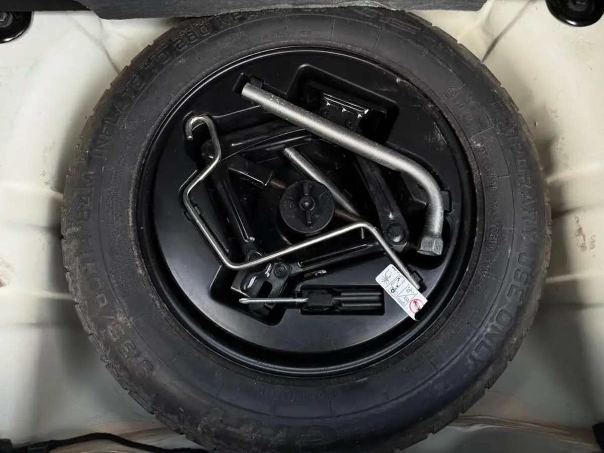 2016-fiat-500-12-lounge-dualogic-big-36