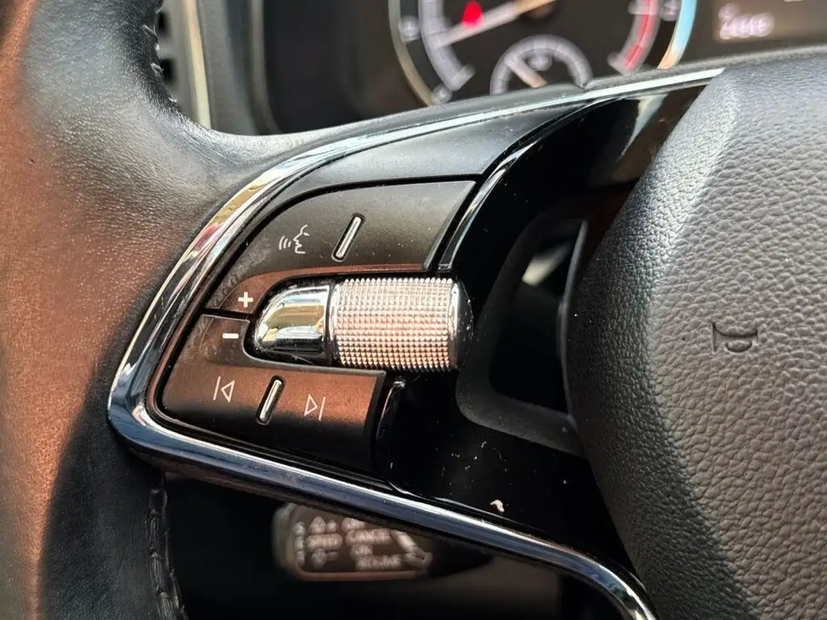2021-skoda-karoq-15-tsi-se-technology-dsg-big-14
