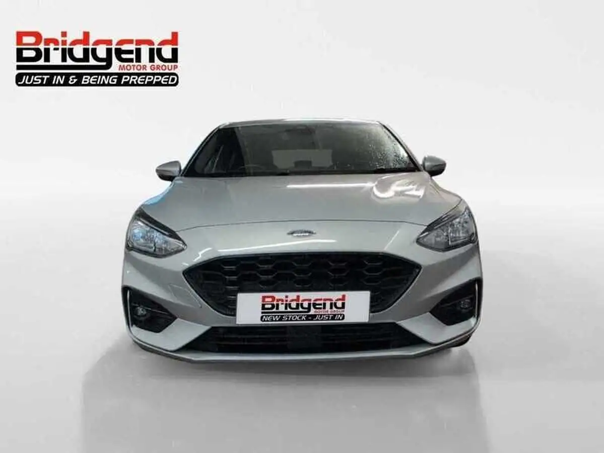 2019-ford-focus-15t-st-line-x-182ps-hatchback-big-1