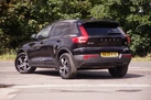 2020-volvo-xc40-15-t3-r-design-geartronic-small-1
