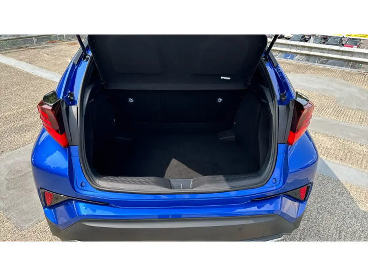 2022-toyota-c-hr-18-vvt-i-gr-sport-big-3
