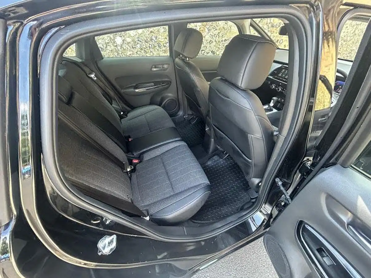 2020-honda-jazz-15-i-mmd-sr-big-13
