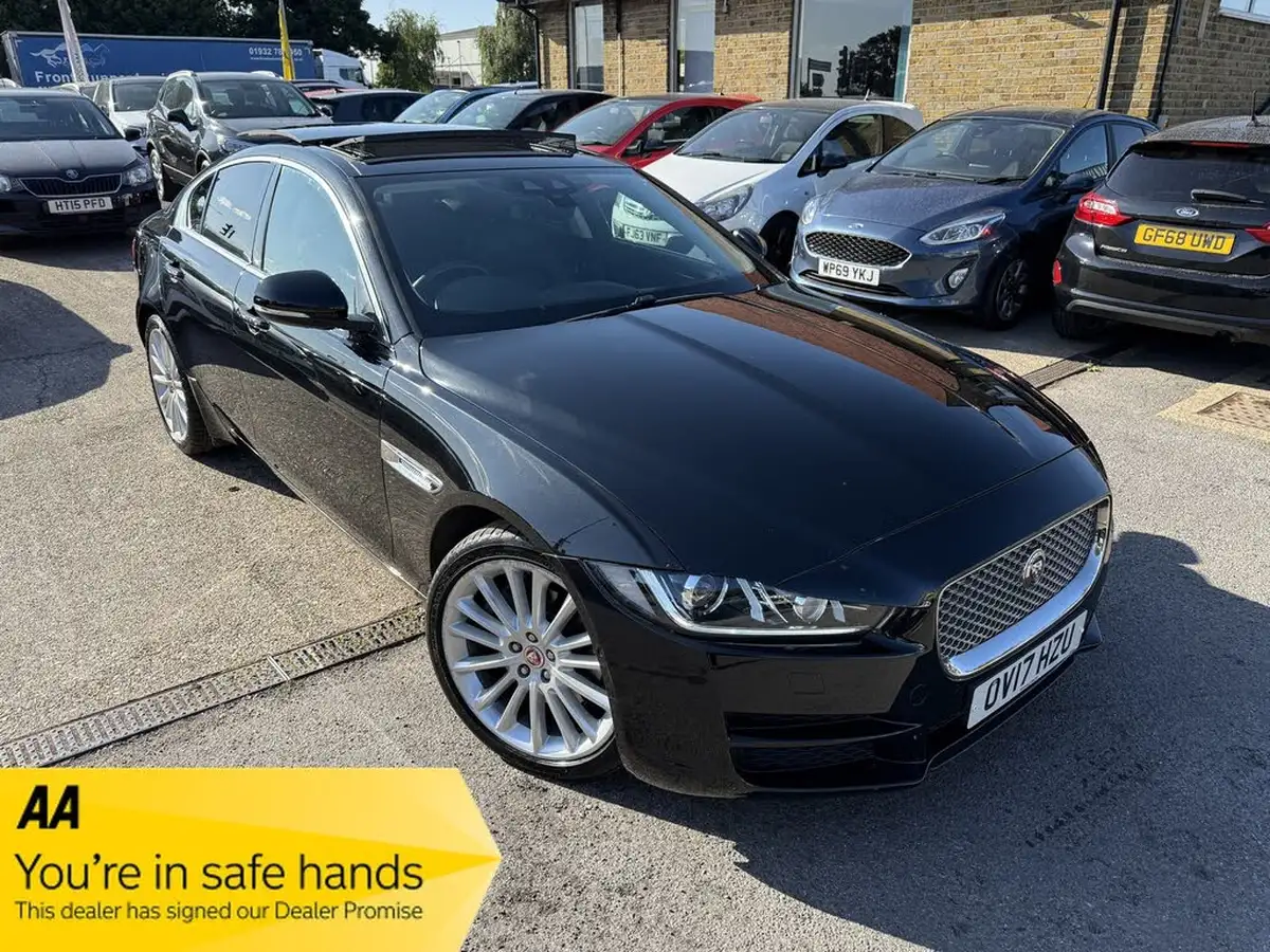 2017-jaguar-xe-20d-portfolio-180ps-awd-1999cc-auto-big-0