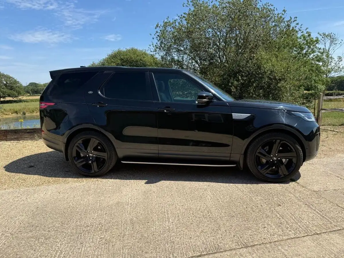2019-land-rover-discovery-30-sd6-commercial-hse-big-3