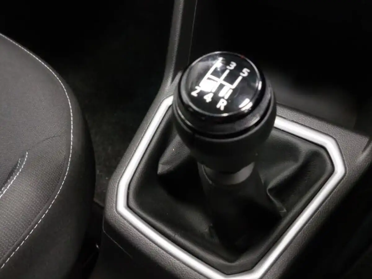 2023-dacia-sandero-10-tce-expression-90bhp-big-11