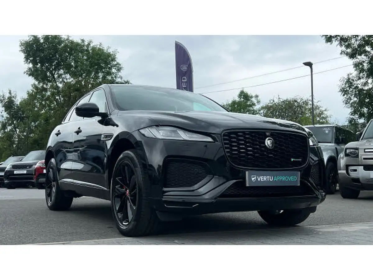 2021-jaguar-f-pace-big-25