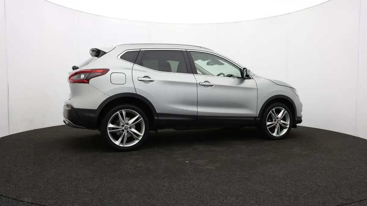 2019-nissan-qashqai-13-dig-t-n-motion-140ps-big-31