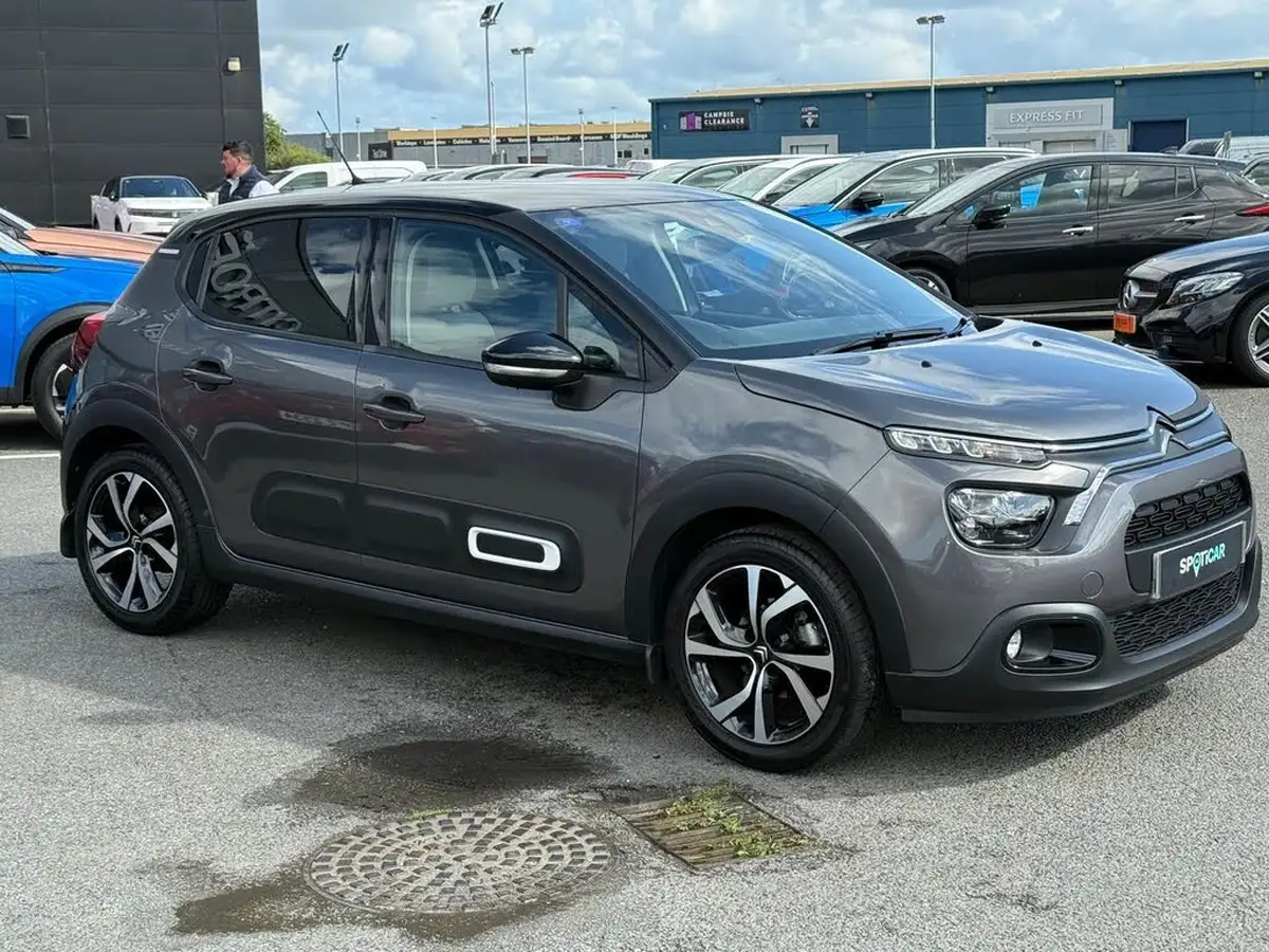 2023-citroen-c3-12-puretech-shine-plus-83ps-ss-big-3