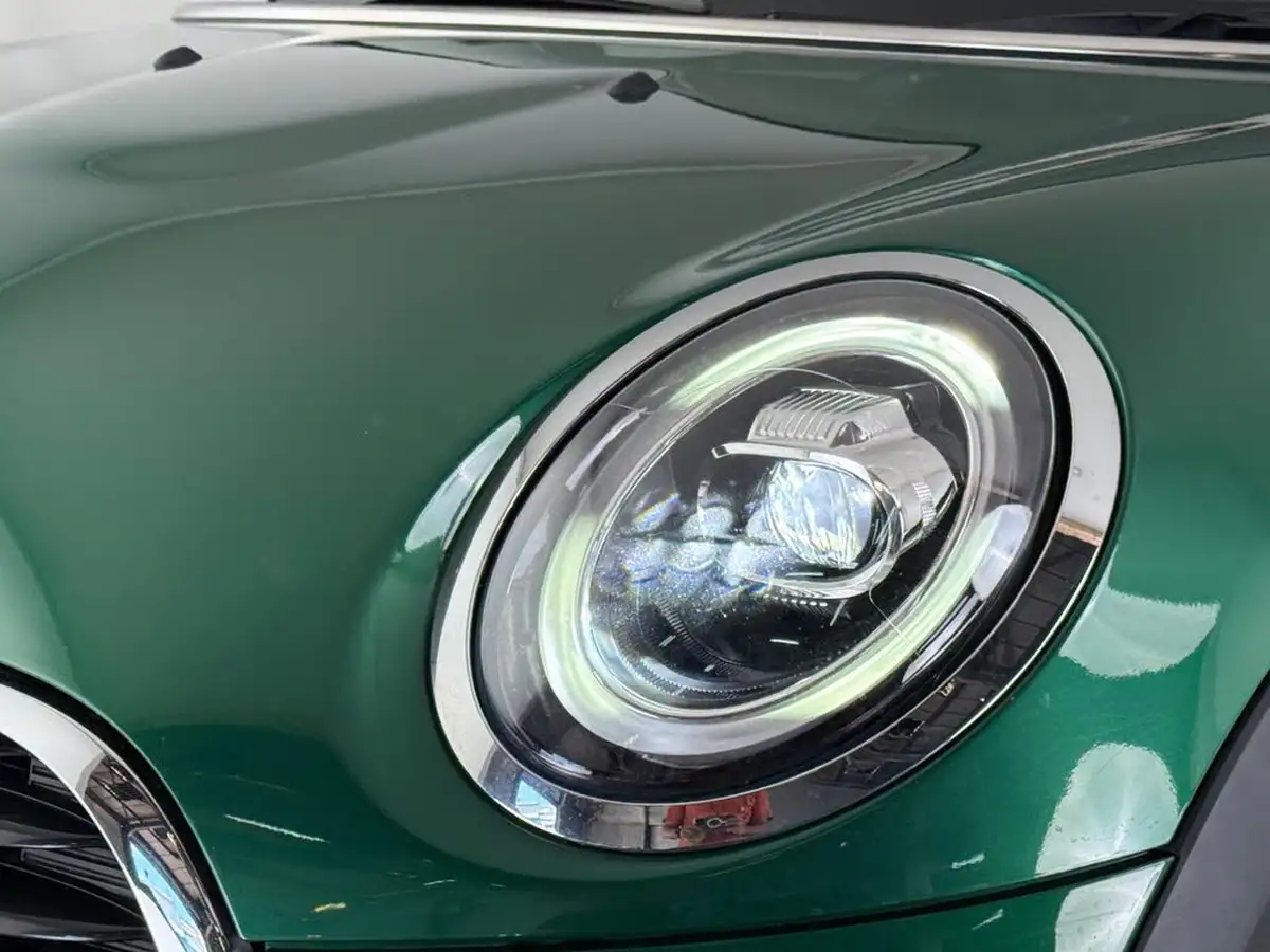 2020-mini-cooper-15-cooper-classic-hatchback-3d-auto-big-7
