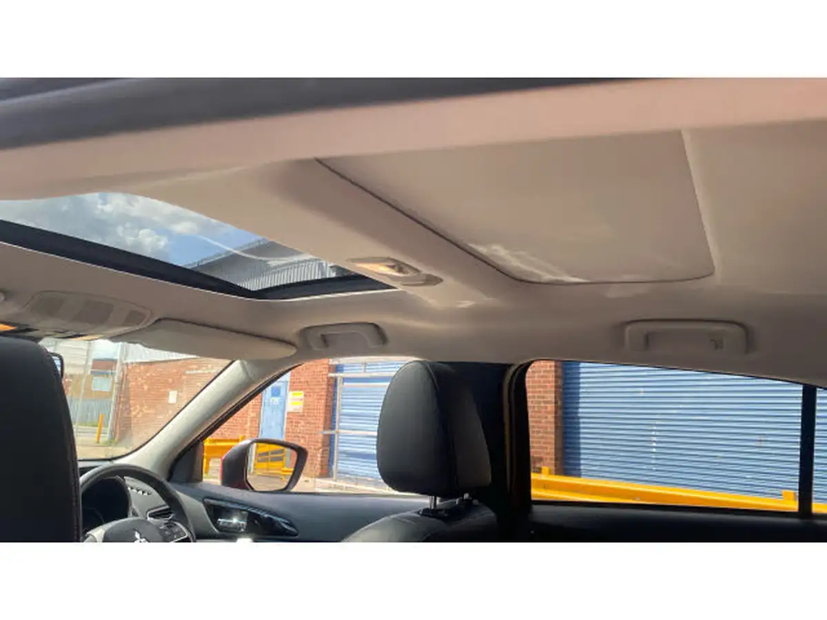 2019-mitsubishi-eclipse-cross-15-4-auto-big-20