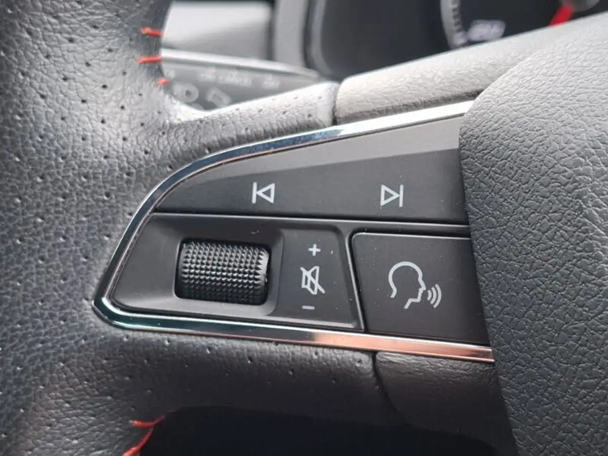 2021-seat-ibiza-10-tsi-fr-95ps-big-13