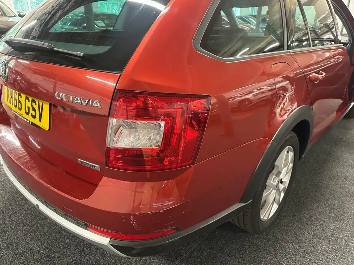 2016-skoda-octavia-20tdi-scout-184ps-dsg-big-5